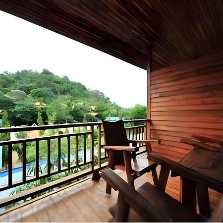Phuttachot Resort Phi Phi Don Exterior photo