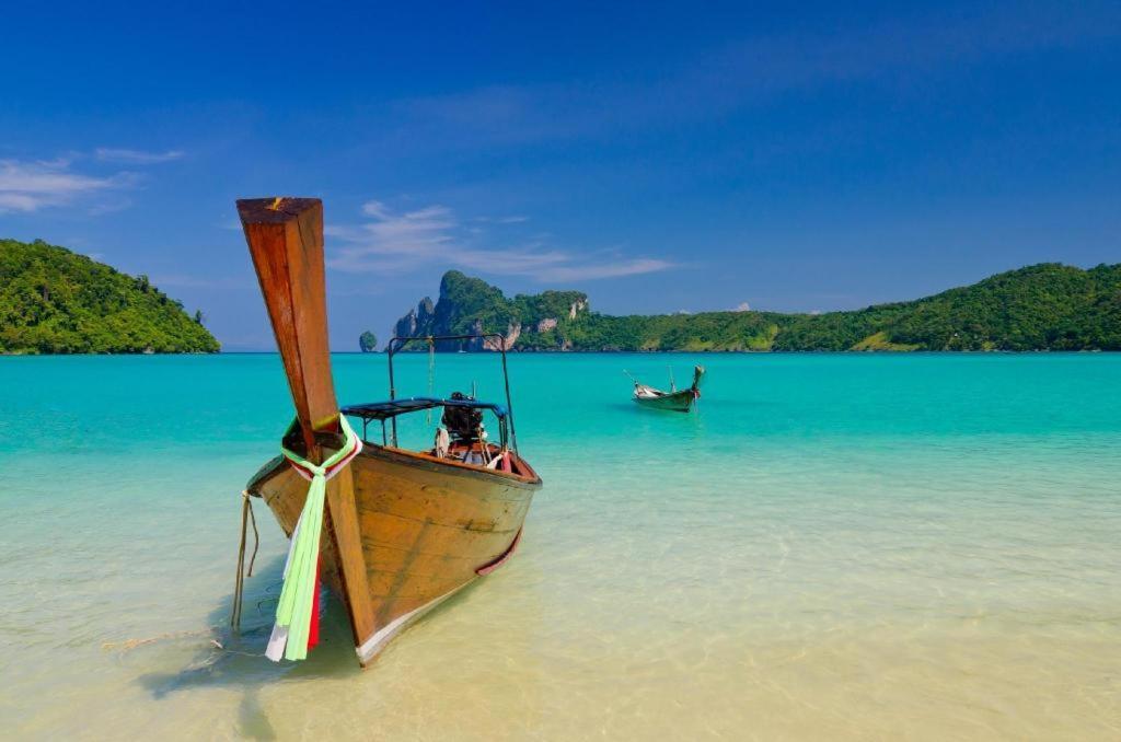 Phuttachot Resort Phi Phi Don Exterior photo