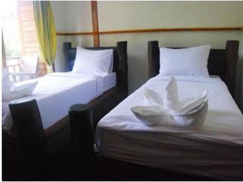 Phuttachot Resort Phi Phi Don Room photo
