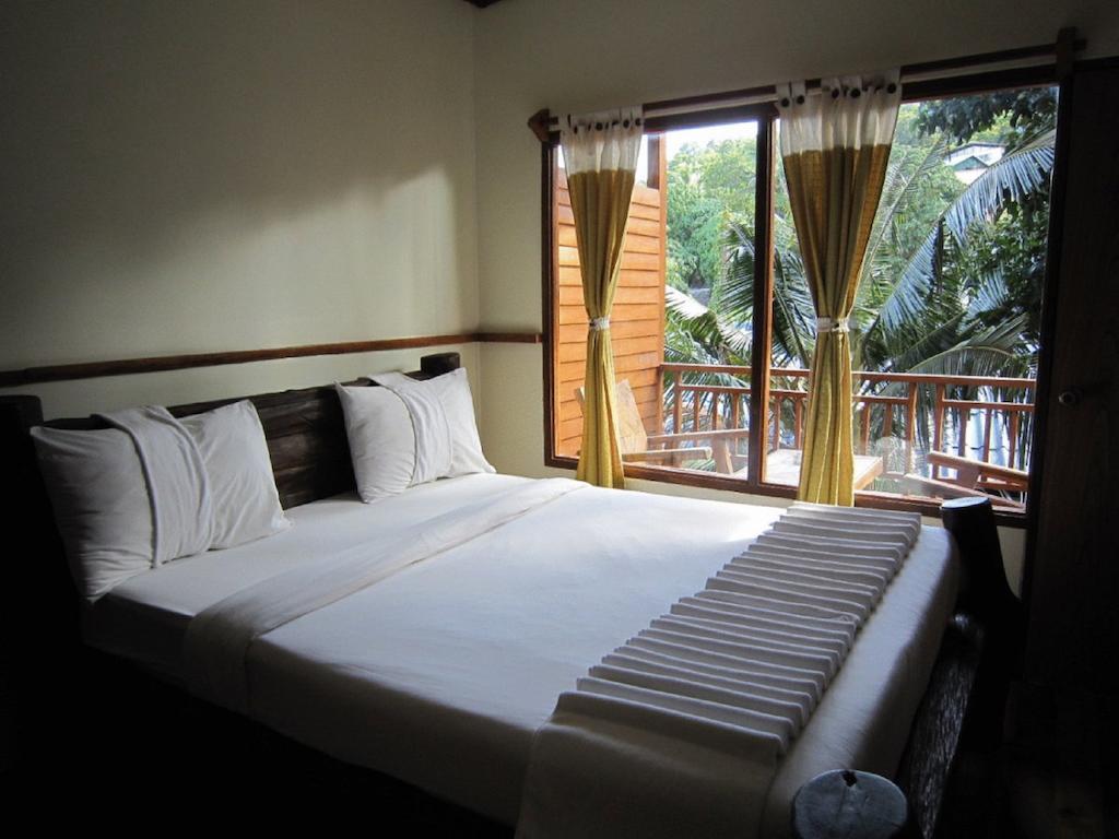 Phuttachot Resort Phi Phi Don Exterior photo